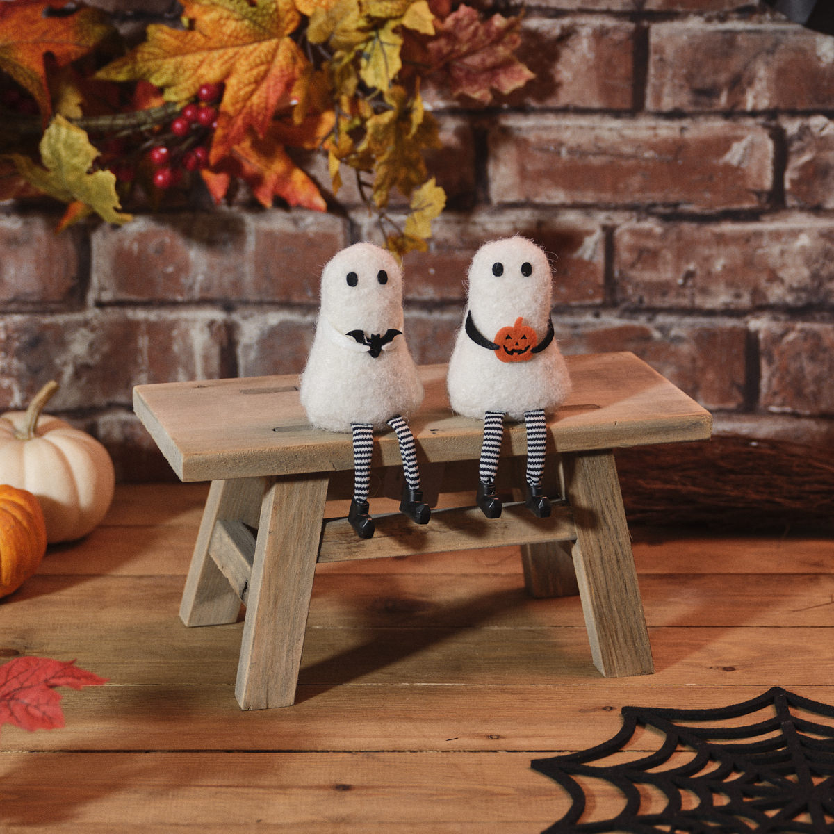 Spooktacular Ghost Shelf Sitter