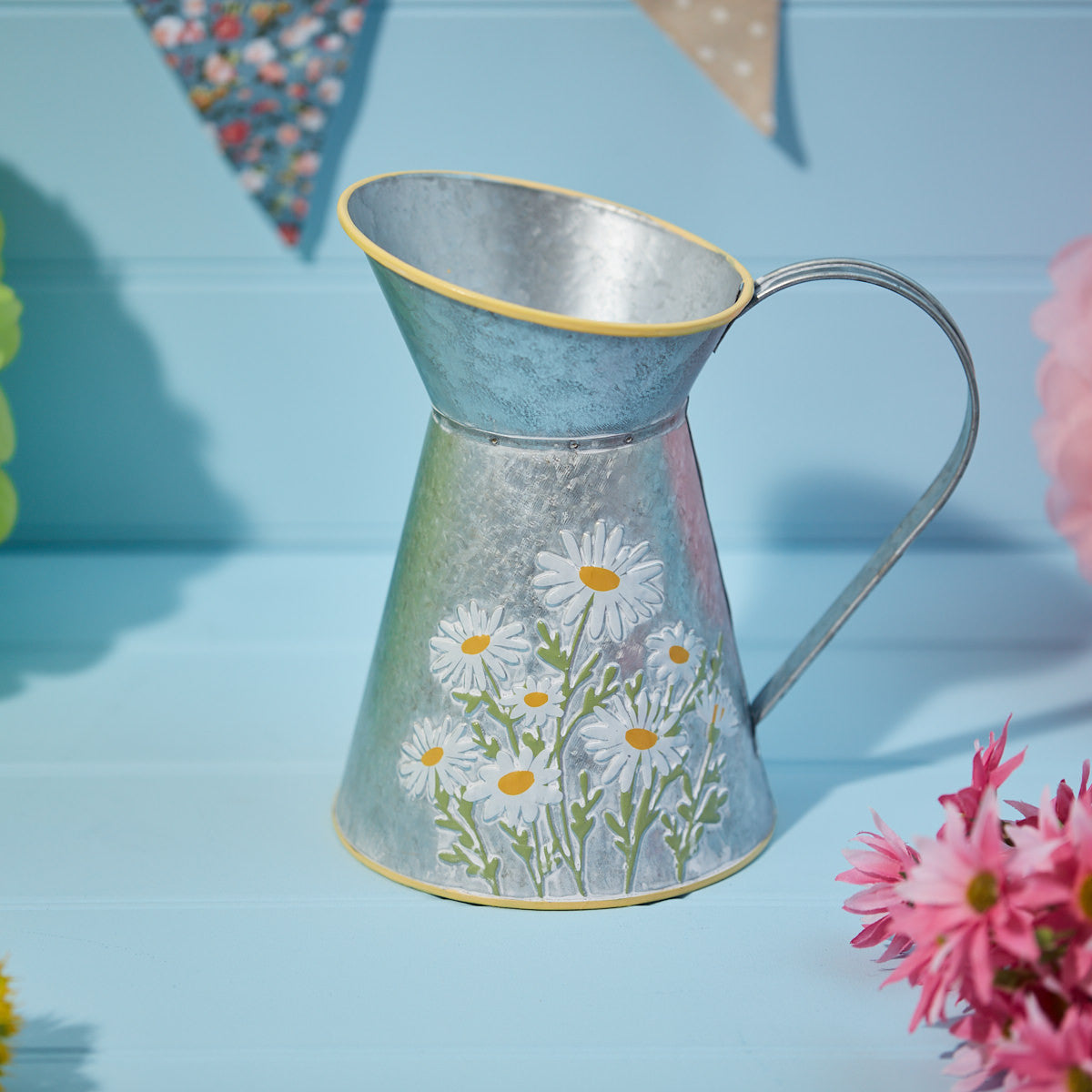 Daisy Embossed Jug