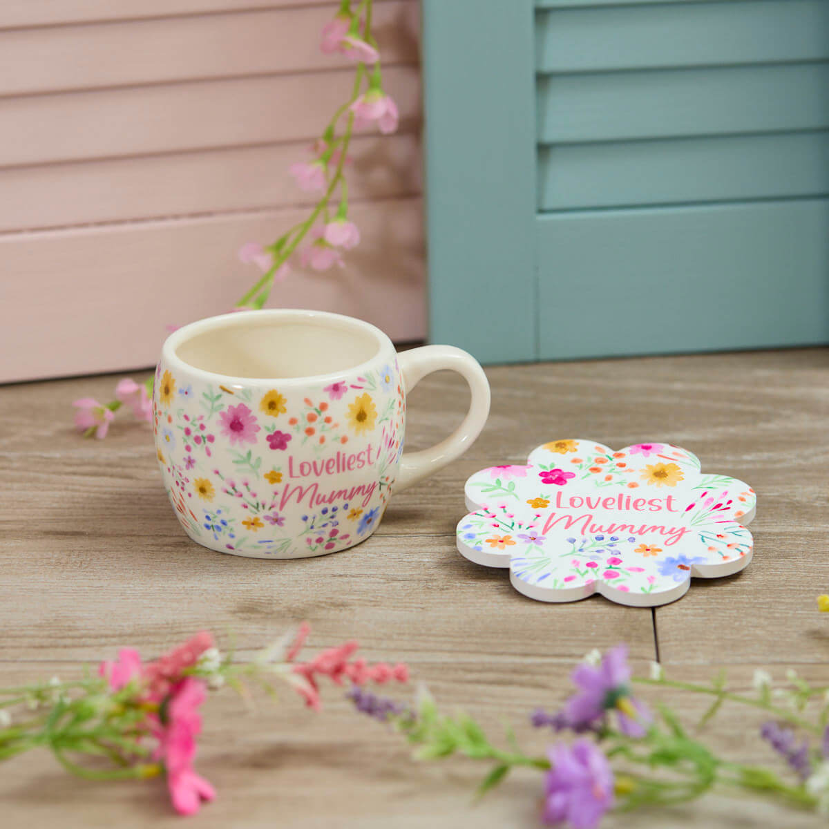 Pretty Floral Loveliest Mummy Mug