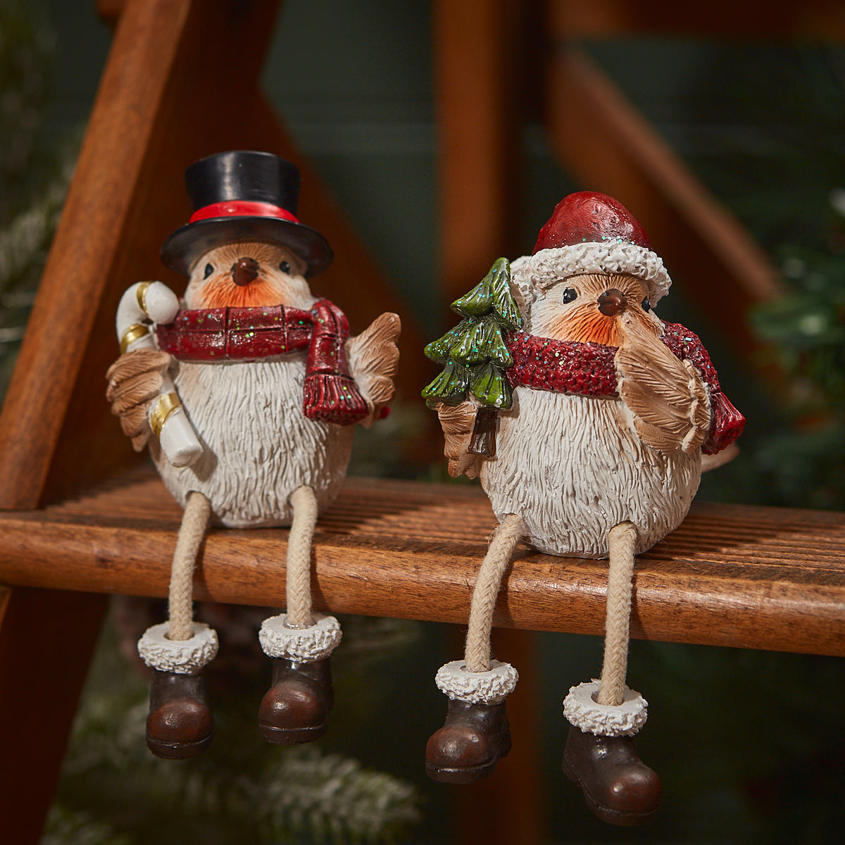 Festive Robin Shelf Sitter