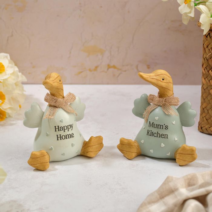 Floral Serenade Embossed Hearts Medium Duck