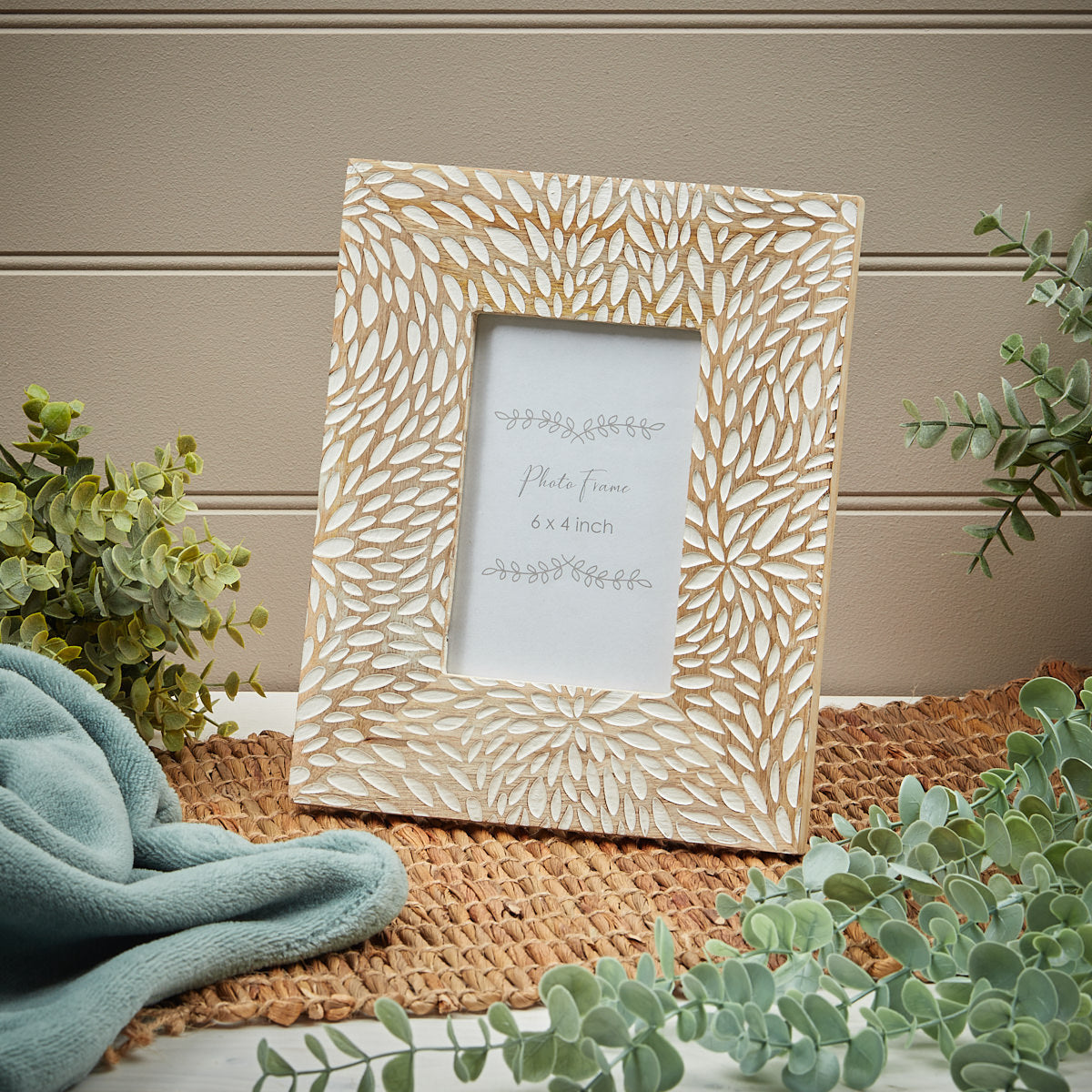 Mango Wood Leaves Photo Frame