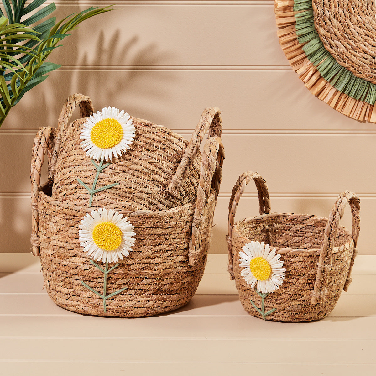 Cattail Grass Basket with Paper Daisy