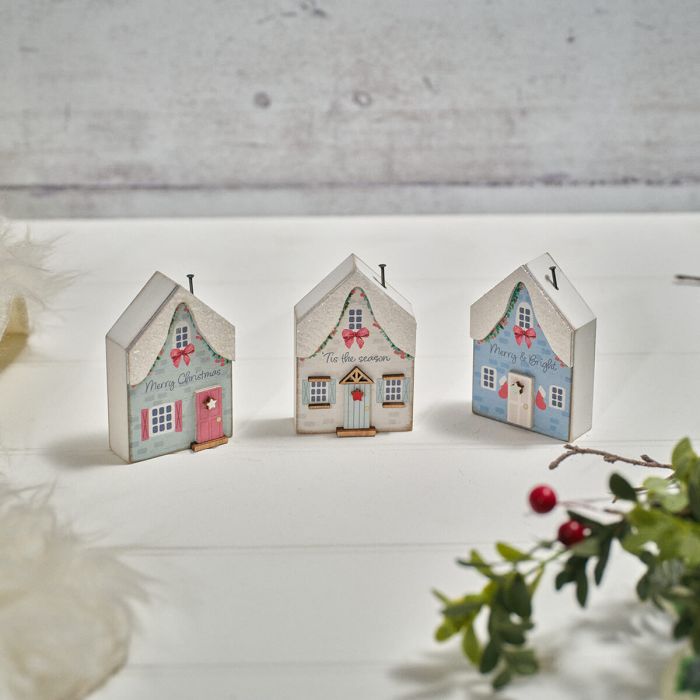 Holly Cottage Mini Wood House Block
