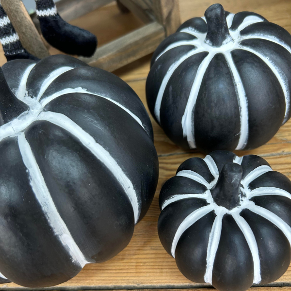 Black & White Cement Pumkpins