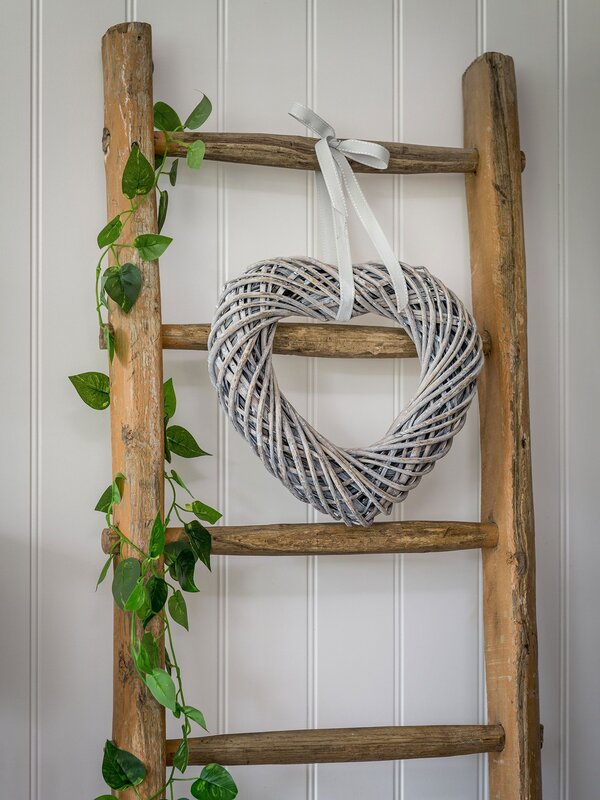 Willow Chaplet Heart 30cm