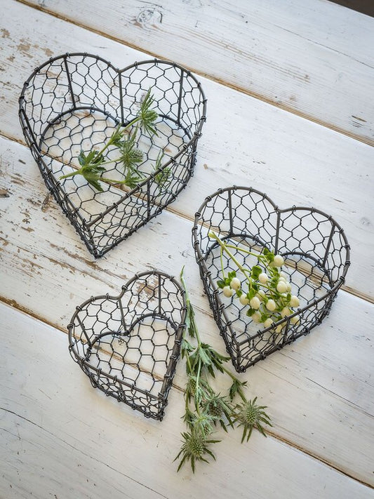 Nesting Wire Heart Baskets