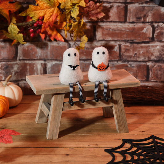 Spooktacular Ghost Shelf Sitter