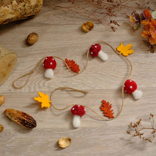 Toadstool Tales Mushroom & Leaf Bunting