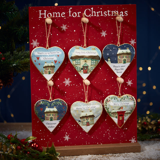 Festive Metal Heart Hanger