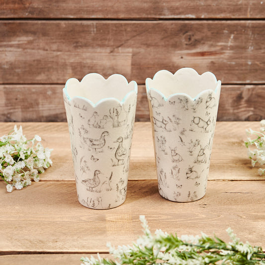 Sketchy Greyscale Scalloped Crackle Vase