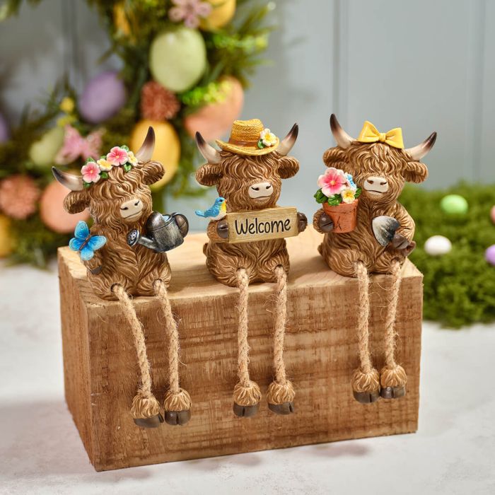 Highland Cow Flower Shelf Sitter