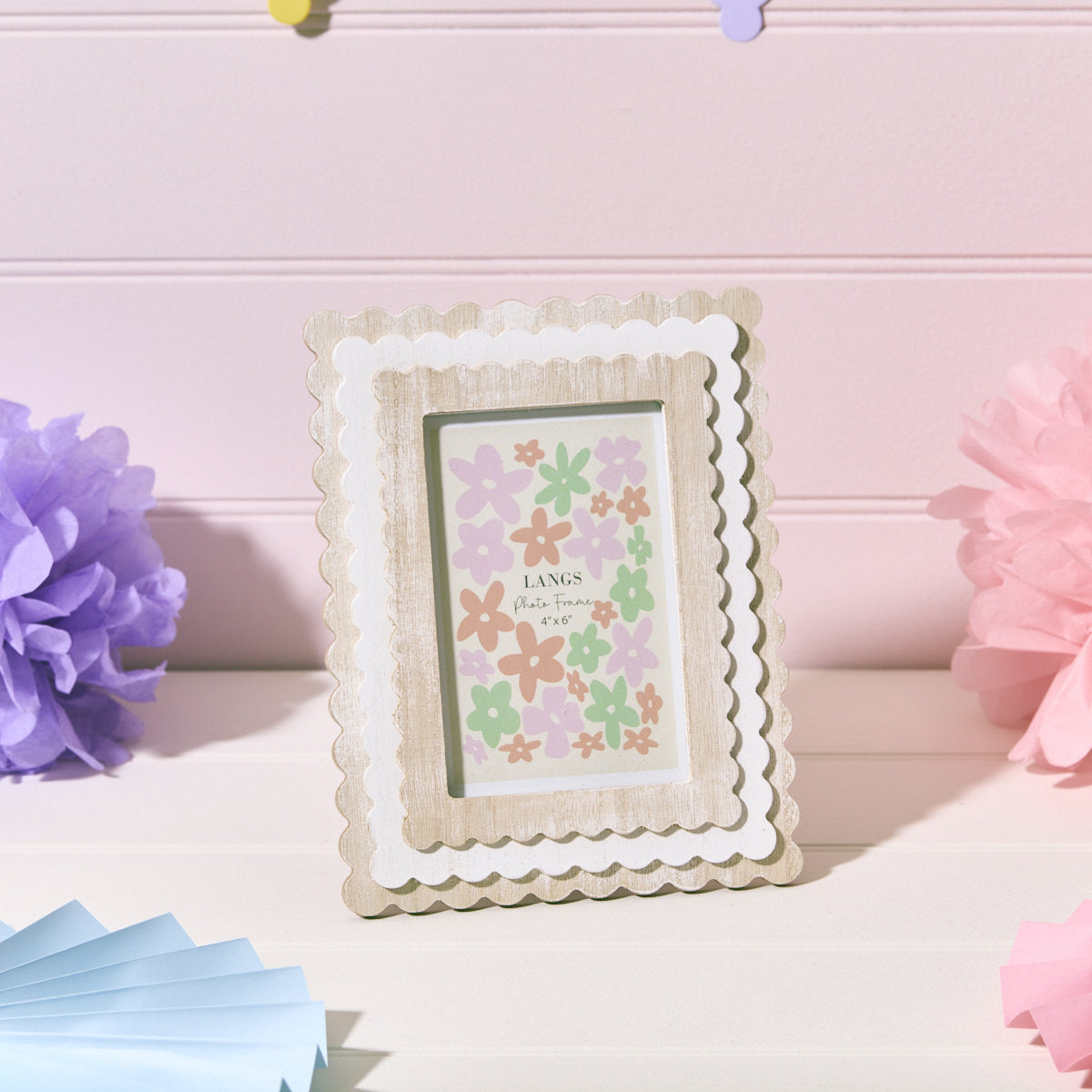 Natural Triple Layer Scalloped Photo Frame – Beau and Brooke Ltd