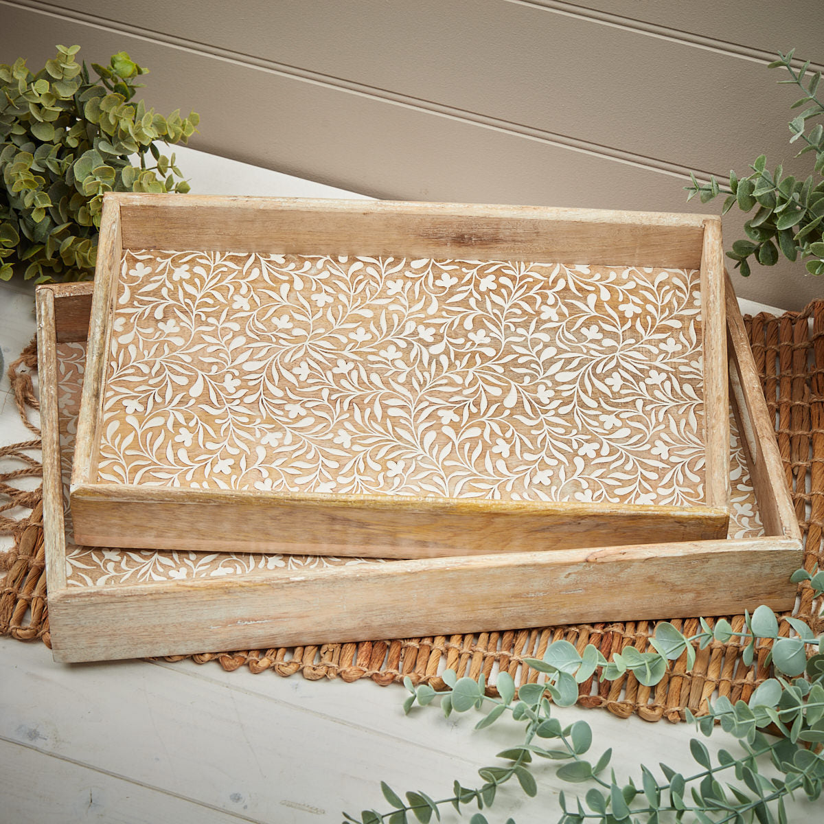 Mango Wood Floral Leaf Tray