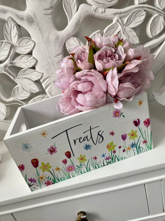 Spring Meadow Treat Crate